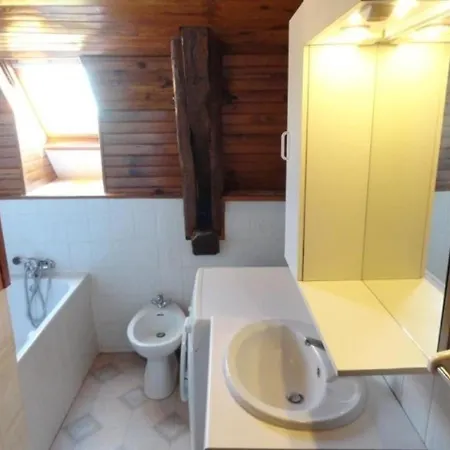 House Quissac - 6 Pers, 120 M2, 4/3 بيت للعطل Quissac (Lot)